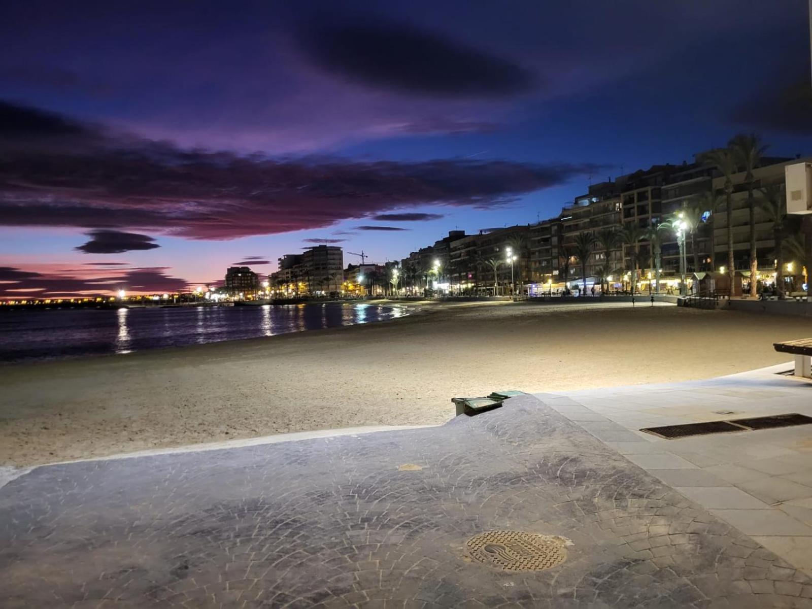 Sea View Luxury Apartment Victoria Torrevieja Exteriör bild